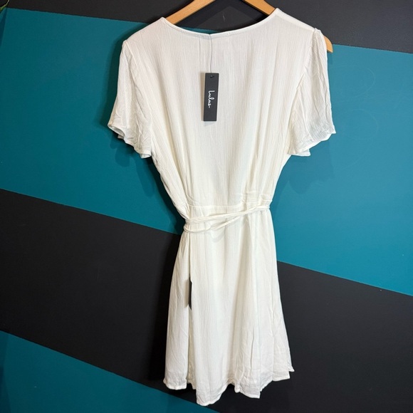 NWT LULUS Harbor Point Ivory White Flutter Sleeve Mini Wrap Dress Size M - Picture 9 of 14